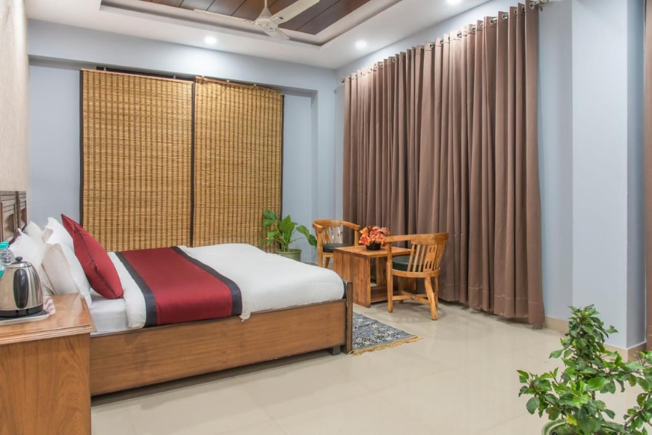 Mountain Height Kasauli Apartment Exterior photo