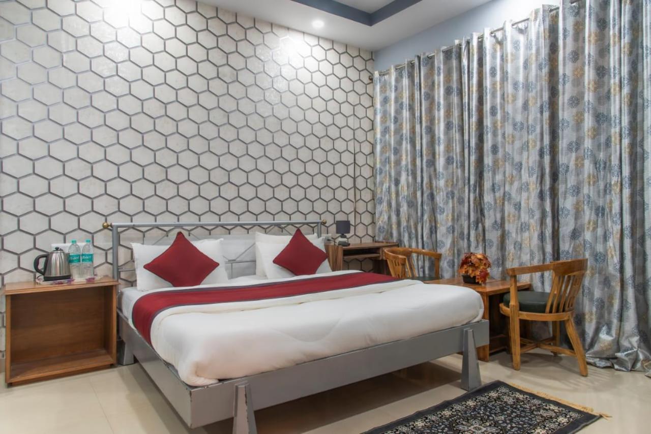 Mountain Height Kasauli Apartment Exterior photo