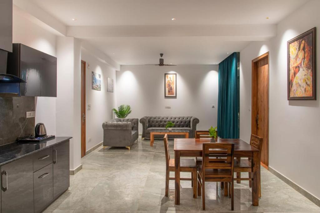 Mountain Height Kasauli Apartment Exterior photo